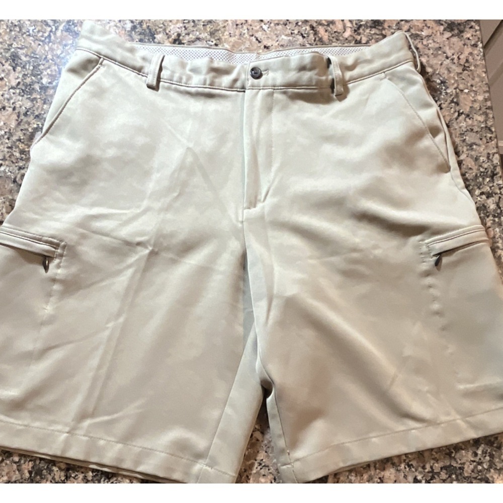 IZOD Golf Classic Men's Athletic Golf Shorts Beige Size 36 Flat Front